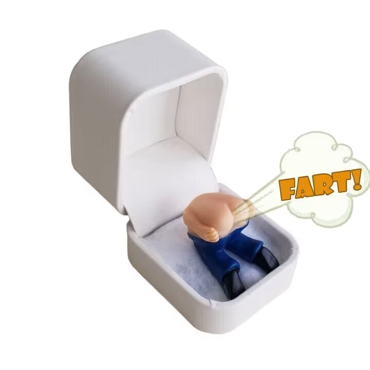 farting butt in ring box noring