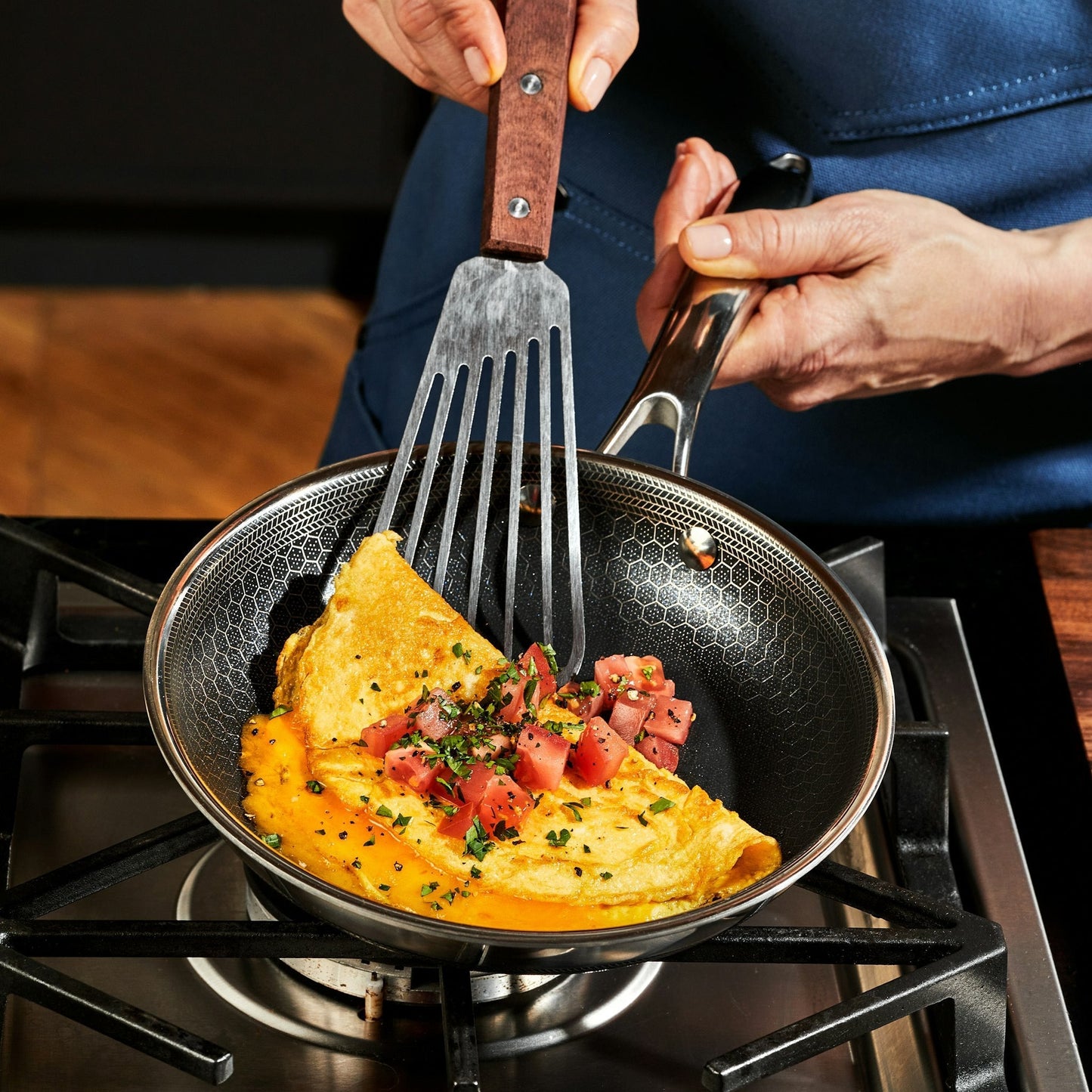 Cook Smarter With Next-Generation Honeycomb Non-Stick Technology