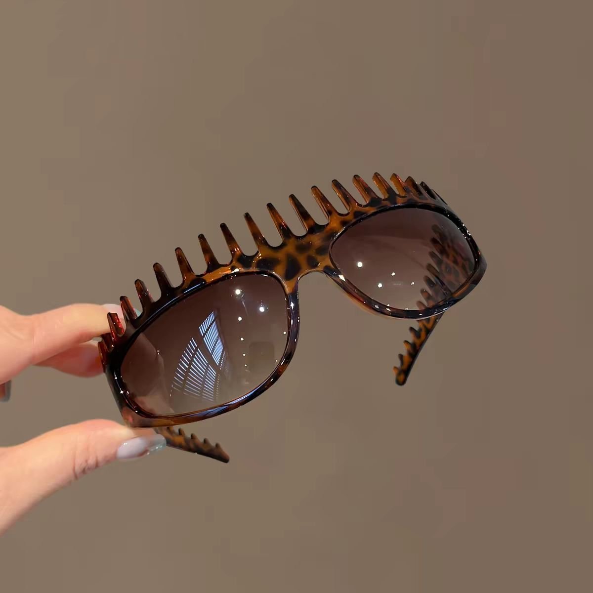 ⭐️Last Day 50% OFF😎 2-In-1 Tortoiseshell Headband Sunglasses – Stylish Shade & Hair Control in Seconds