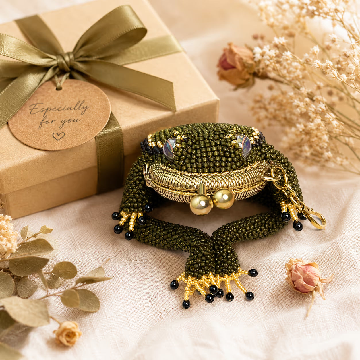 🐸 Frog Coin Purse Collection – Ready-Made Fabric Purse & Beaded Craft Kit